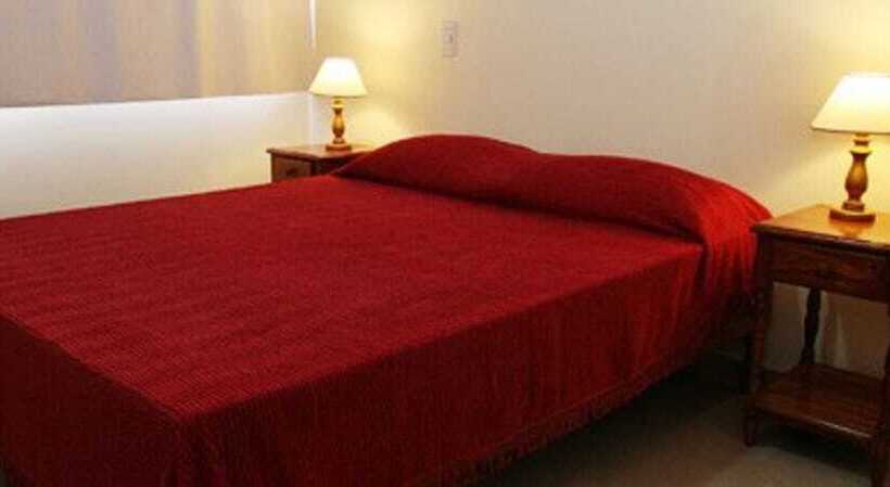 غرفة قياسية, Universal