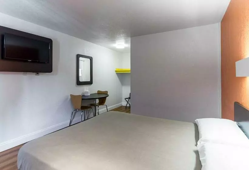 اتاق استاندارد, Motel 6 Pensacola West