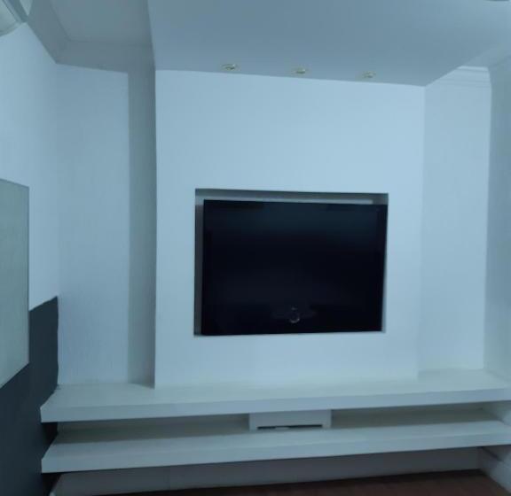 스위트, Pousada Casa Familia