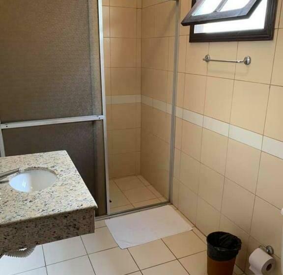 스탠다드 트리플 룸, Center