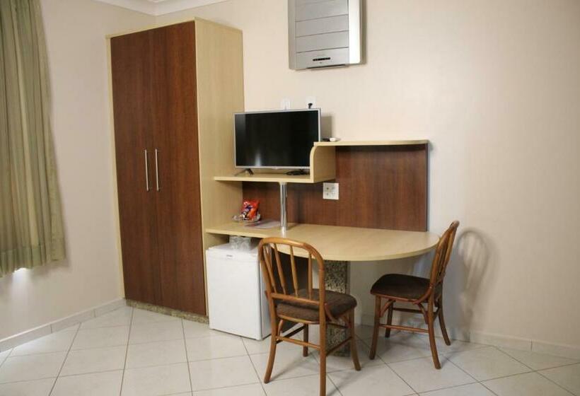 Люкс Вид на Сад, Lago Dourado