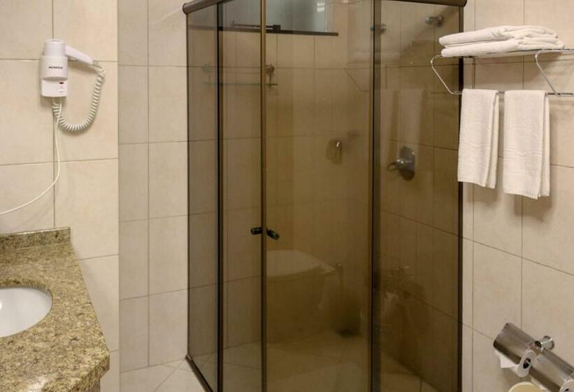 Номер Стандарт Вид на Озеро, Lago Dourado