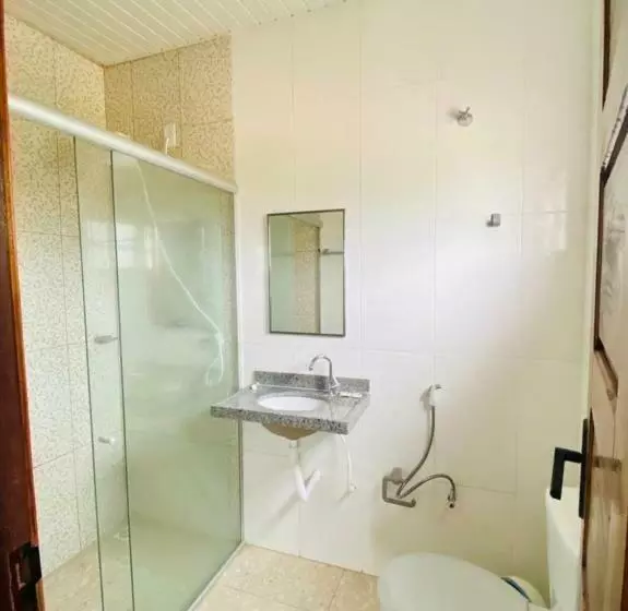 Economy Quadruple Room, Ondas Do Mar