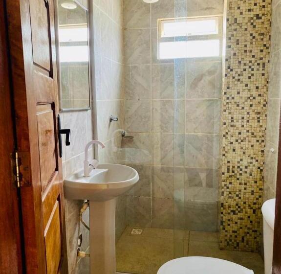 غرفة إقتصادية رباعية, Ondas Do Mar