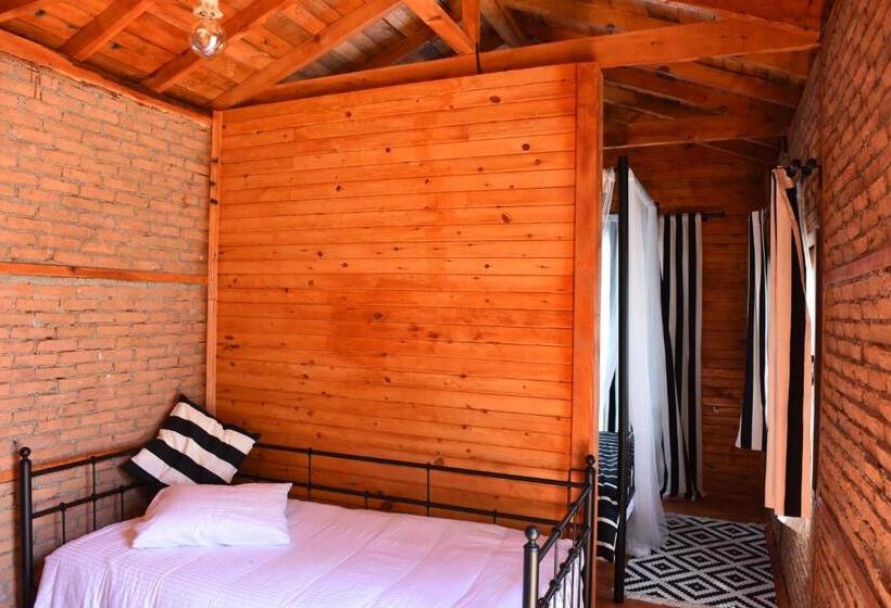 Студио Стандарт Вид на Бассейн, Otantik Tas Ev