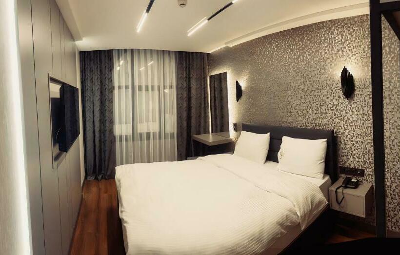 اتاق استاندارد, Uzunkum