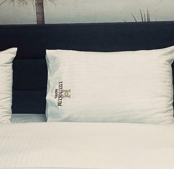 سوییت جونیور با بالکن, Uzunkum