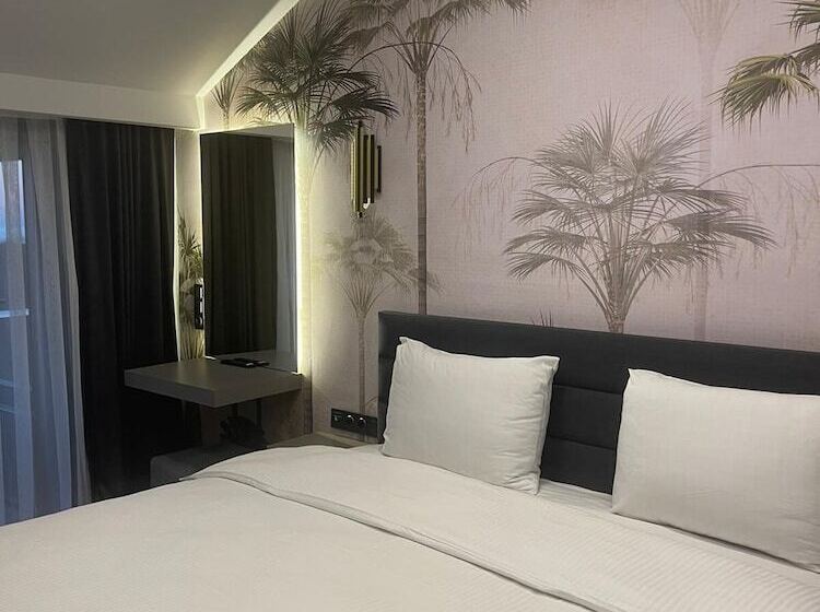 اتاق استاندارد, Uzunkum