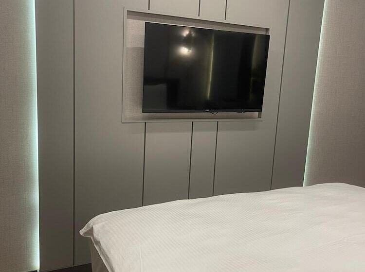 اتاق استاندارد, Uzunkum