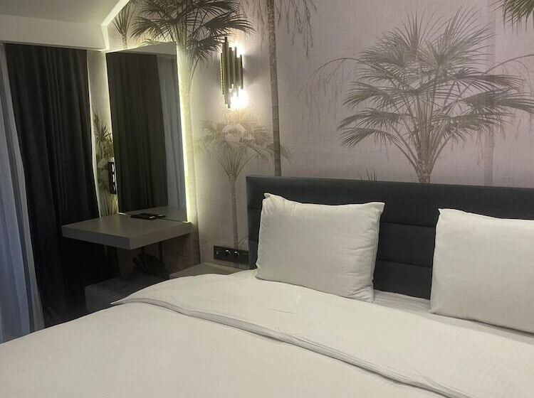 اتاق استاندارد, Uzunkum