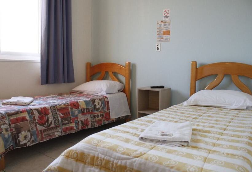 Quarto Estandar, Xangri La Praia