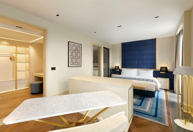 סוויטה אקזקיוטיב, Wyndham Bukhara