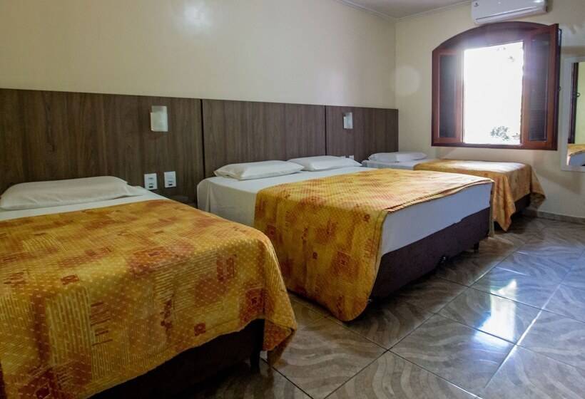 חדר סטנדרט לארבעה, Pousada El Shaddai