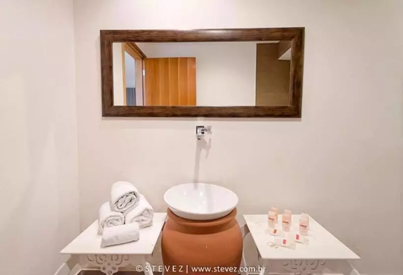 اتاق استاندارد چهار تخته, Pousada Guanabara Garden