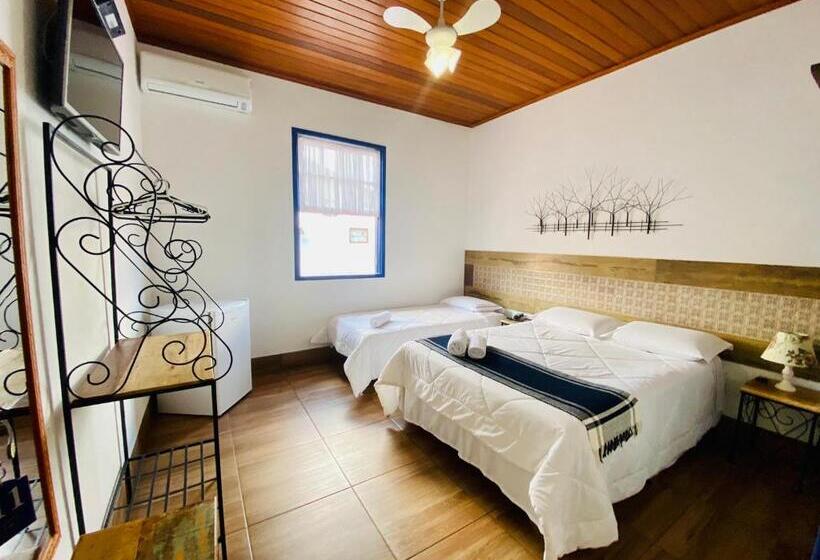 חדר סופריור לשלושה, Pousada Solar Das Gerais