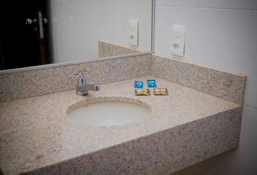 디럭스 4인 룸, Real Garden