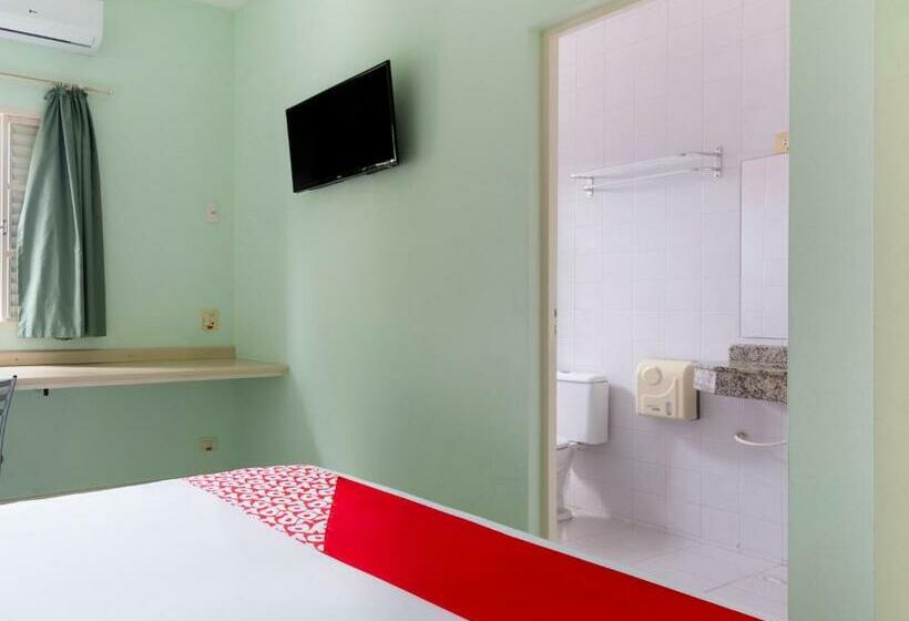 Standart Oda, OYO Hotel Cosmópolis