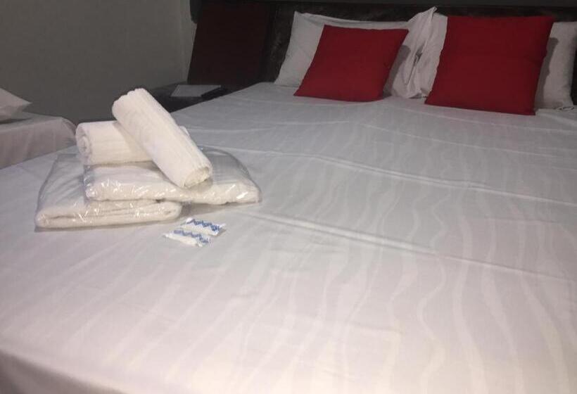 Номер Стандарт Трехместный, Cambará