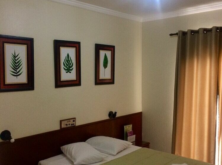 Quarto Estandar, De Minas