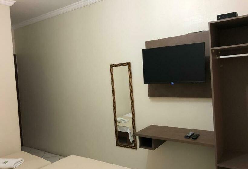 Quarto Triplo Estandar, De Minas