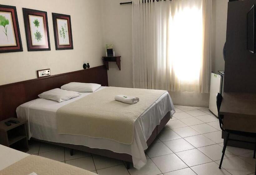 Quarto Triplo Superior, De Minas