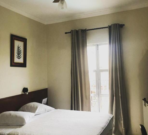 Quarto Estandar, De Minas