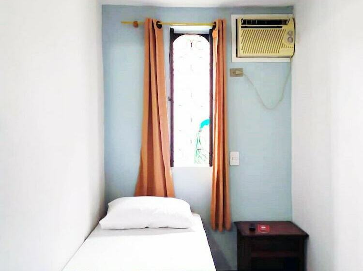 اتاق استاندارد یک نفره, Ponte Aérea