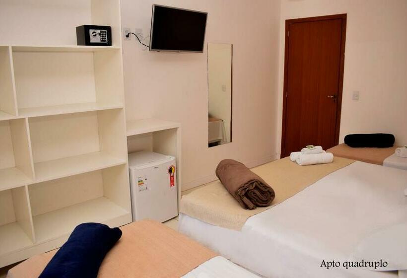 غرفة قياسية رباعية مزودة بشُرفة, Estrela Do Mar