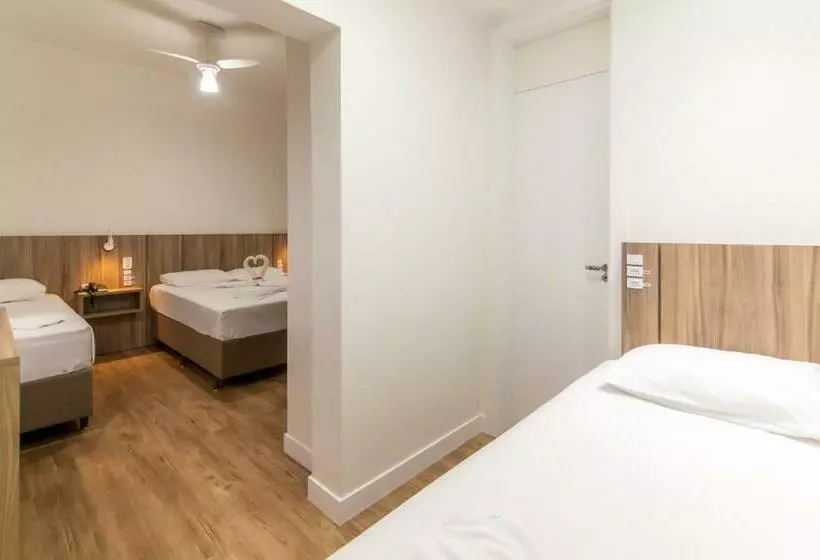 Triple Room Sea View, Farol
