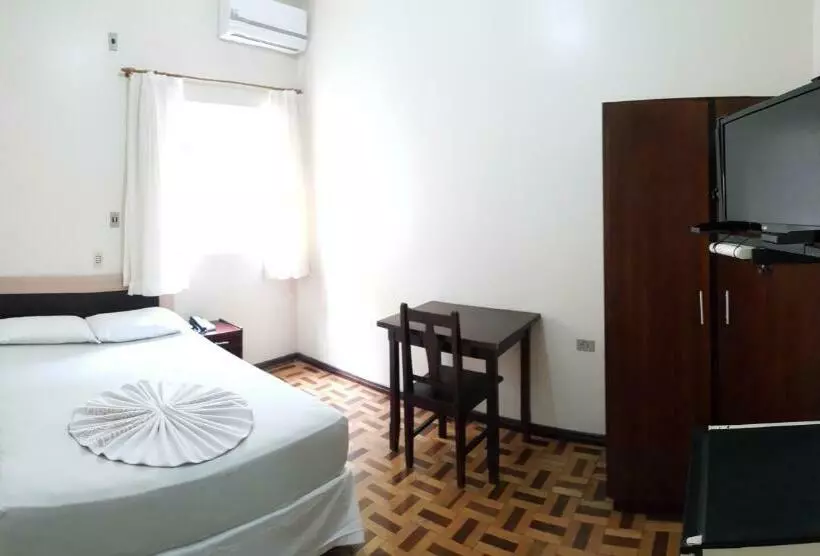 スタンダードルーム, Figueira Palace
