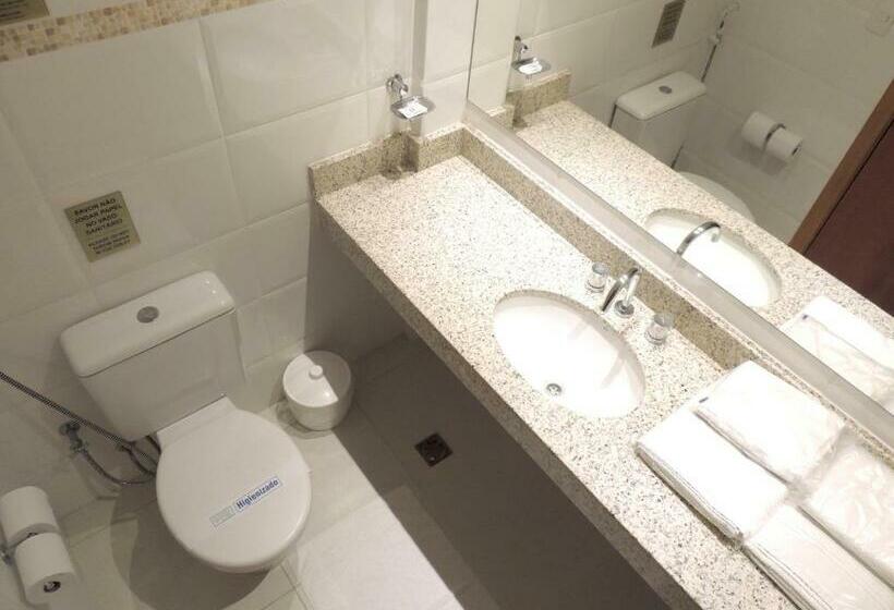 スーペリアールーム, Hetropolis