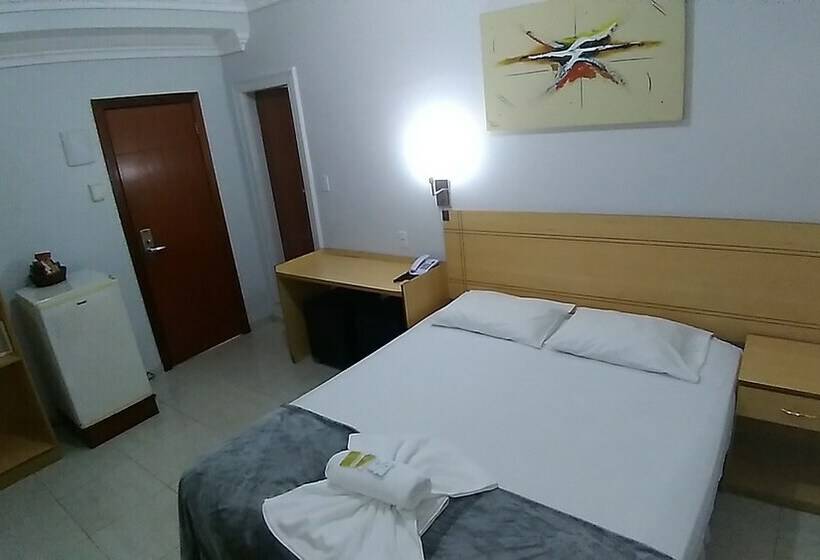 Suite Ejecutiva, Ipe