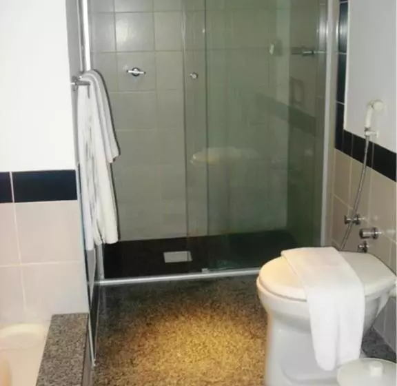 سوئیت با وان آب گرم, Manta