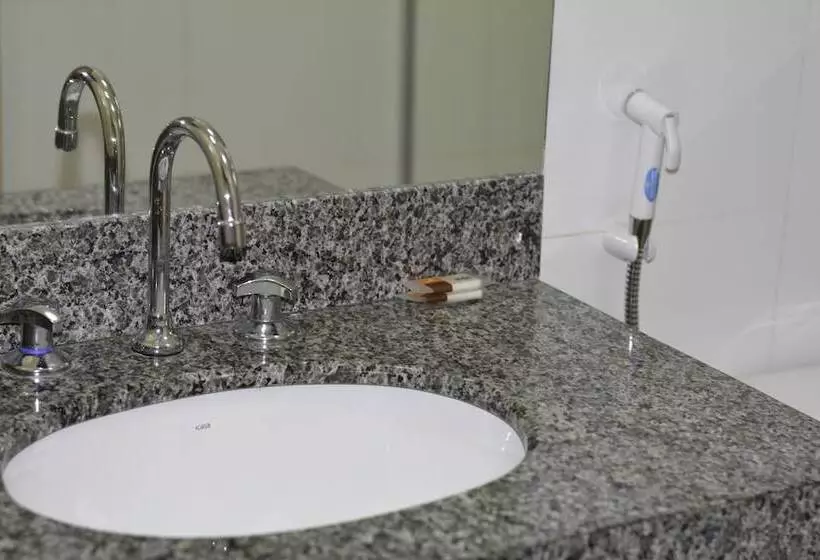 Standard Kolmen Hengen Huone, Real São Lourenço