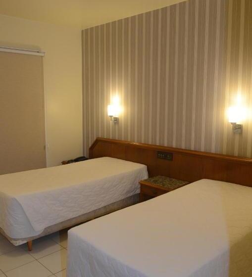 חדר דלוקס, River