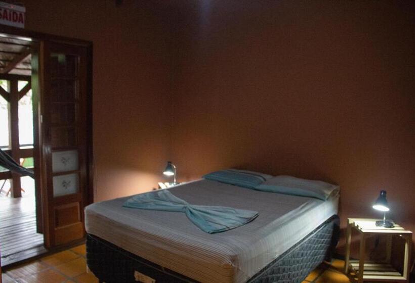 اتاق استاندارد چهار تخته, Sagui Hostel