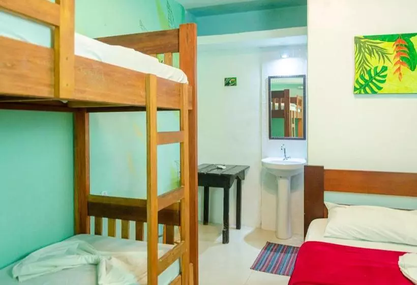 Perhehuone, Verde Hostel Ilhabela