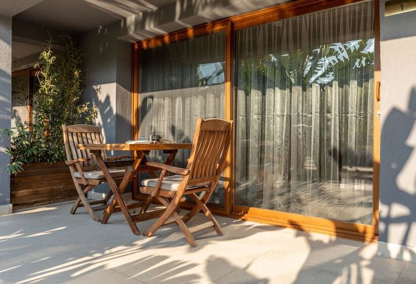 스위트 킹사이즈 침대, Galano Suites Alaçatı