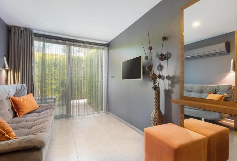 סוויטה עם ג'קוזי, Galano Suites Alaçatı