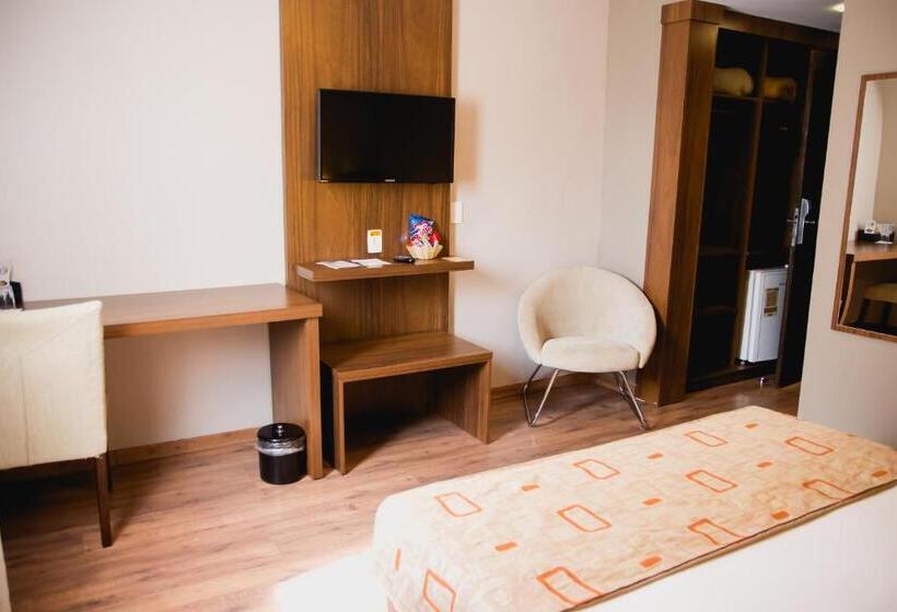 高级大房间, Class Hotel Varginha