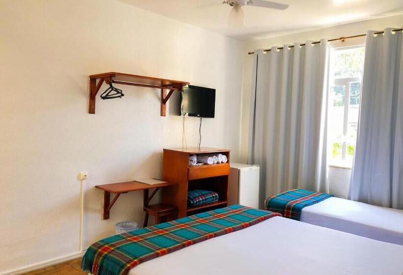 اتاق استاندارد سه نفره, Dom Pedro