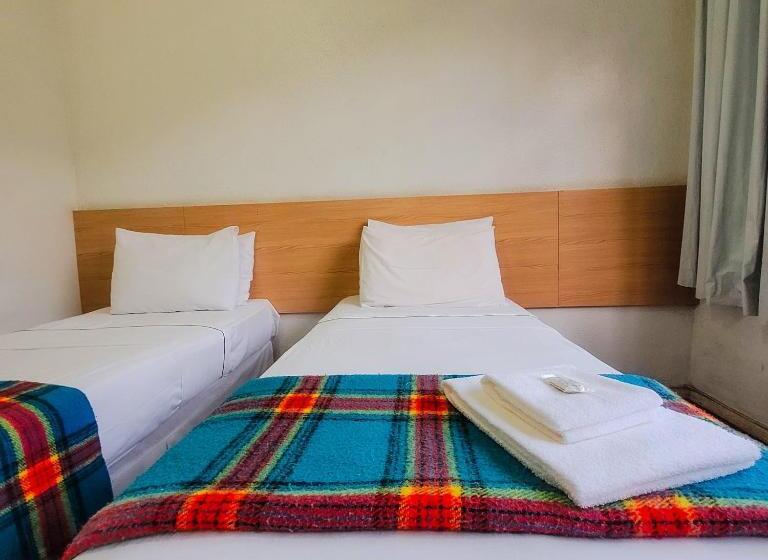 اتاق استاندارد با سرویس بهداشتی مشترک, Dom Pedro