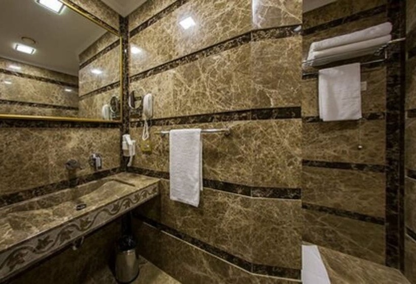 패밀리 룸, Gherdan Gold Otel