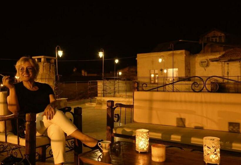 اتاق استاندارد با تراس, Hanımkız Konagı