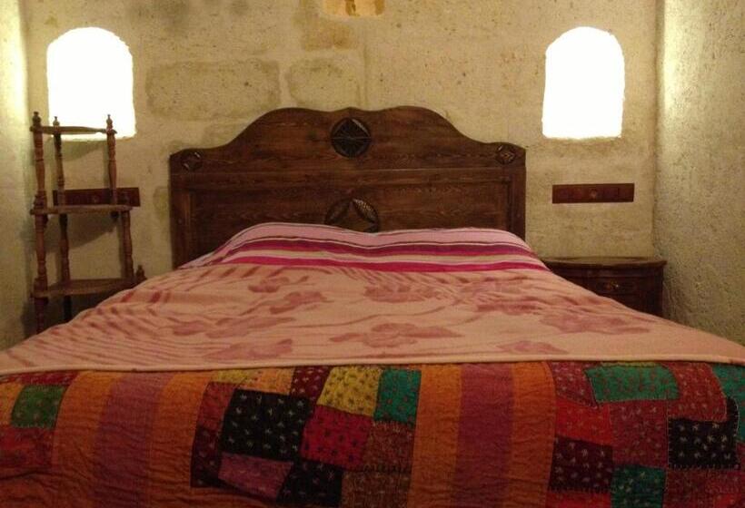 スタンダードルーム, Pacha