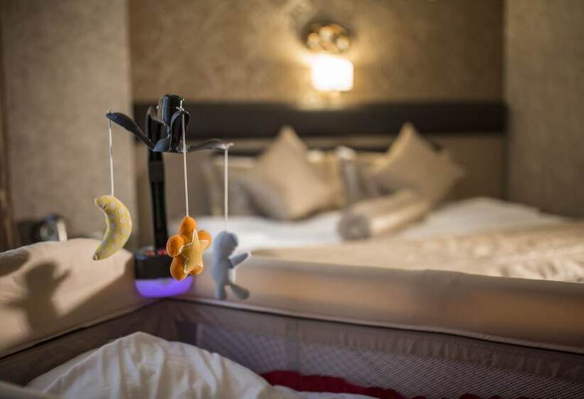 اتاق خانوادگی, Payidar