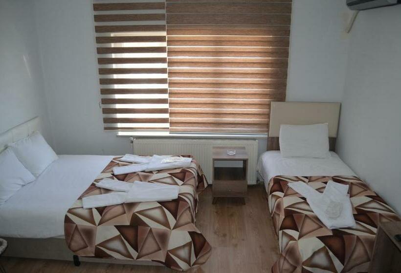 Habitació Quàdruple Estàndard, Uygun Otel