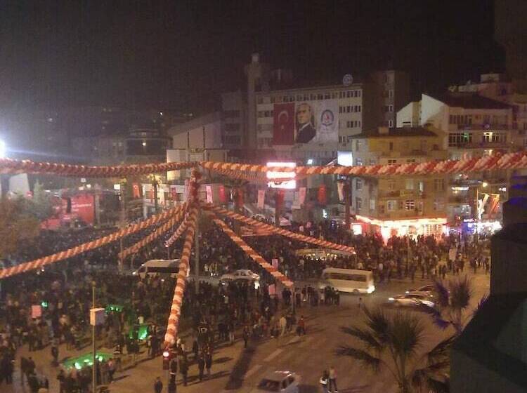 اتاق استاندارد یک نفره, Esin