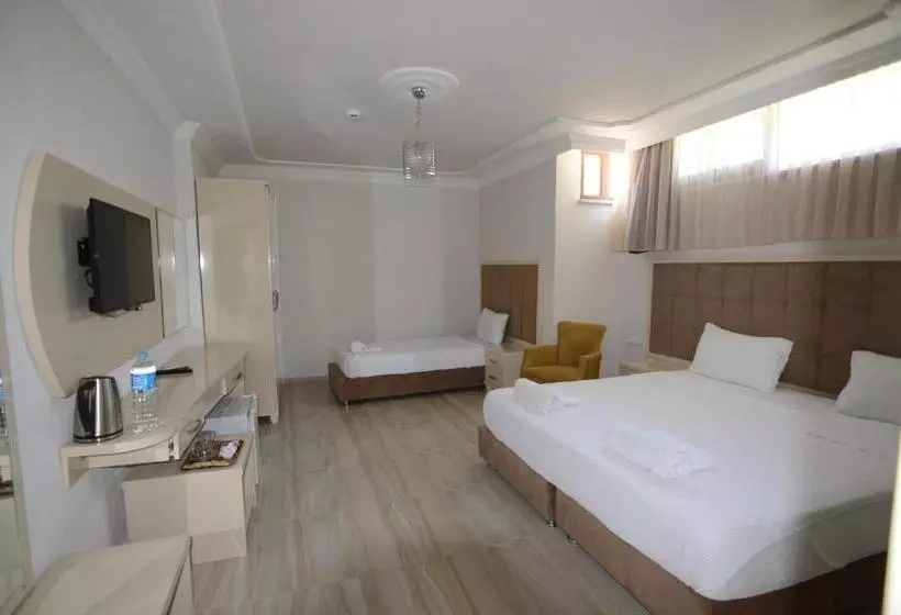 اتاق استاندارد سه نفره, Funda Otel Gocek