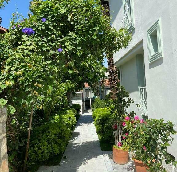 家庭间, Göcek Selya